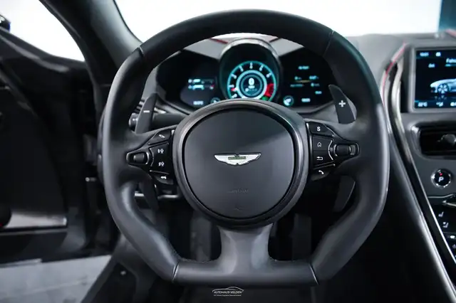 Aston Martin DBS Superleggera Coupe Ansicht 34