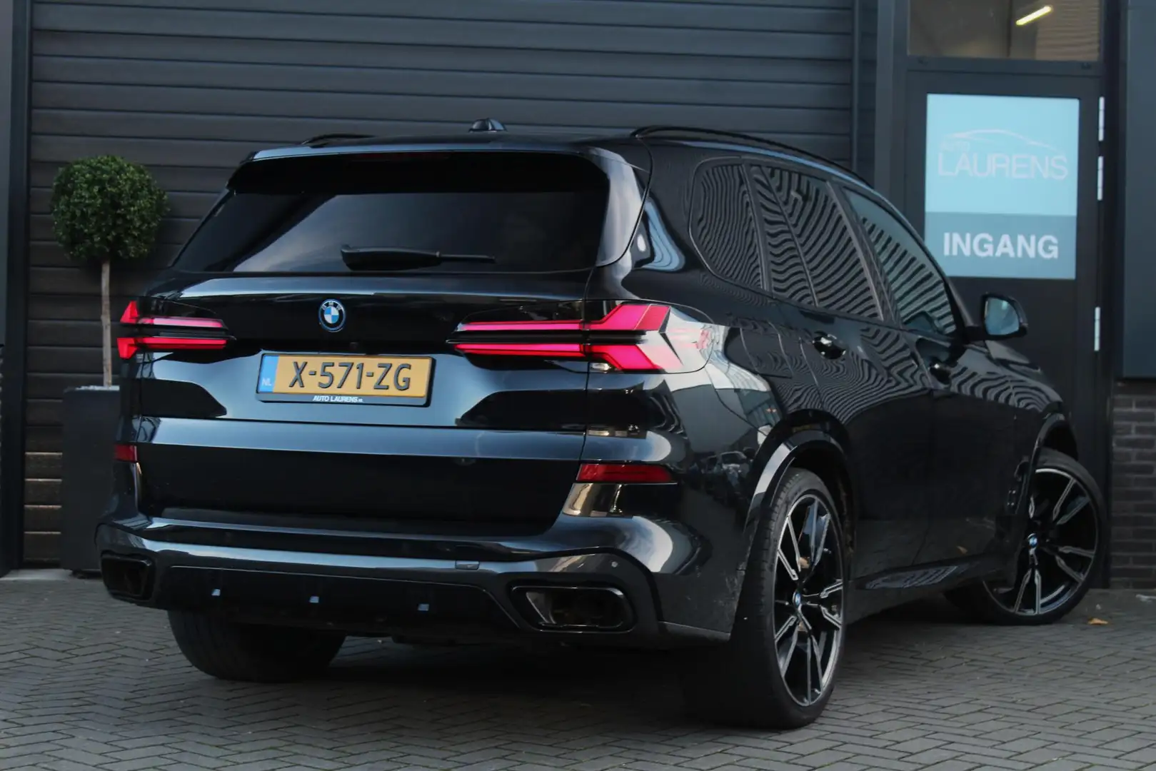 BMW X5 xDrive50e M-Sport Launch Edition | Panorama Dak | Noir - 2