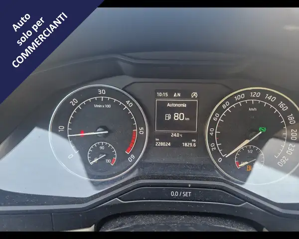 Skoda Superb view 12