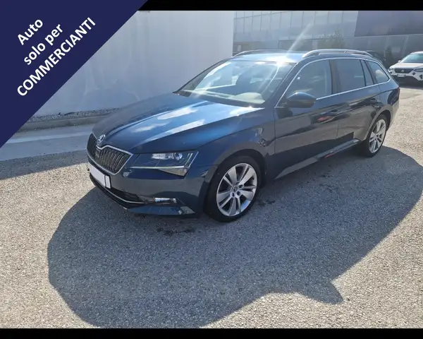 2016 Skoda Superb in Blue for sale