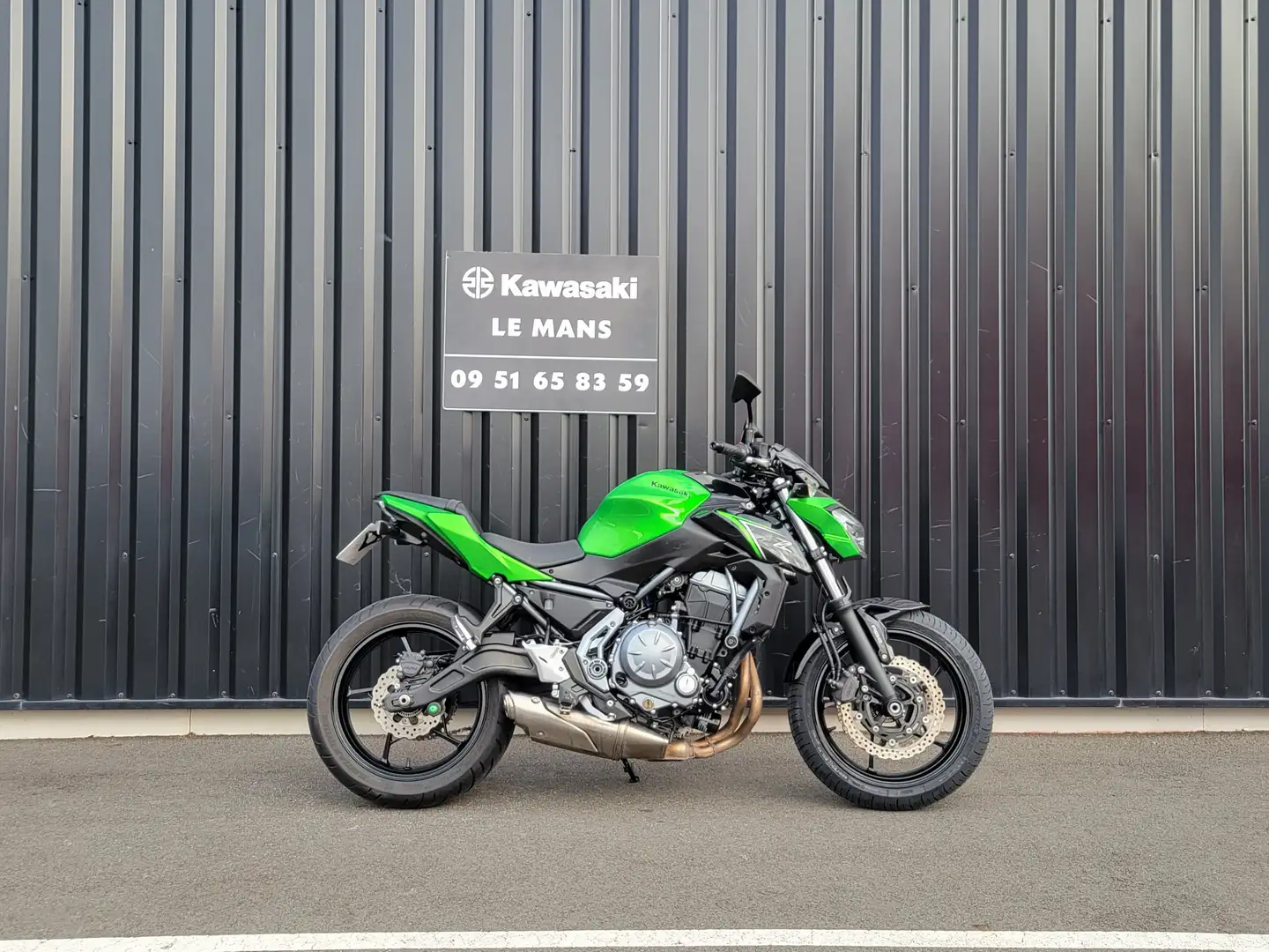 Kawasaki Z 650 Vert - 1