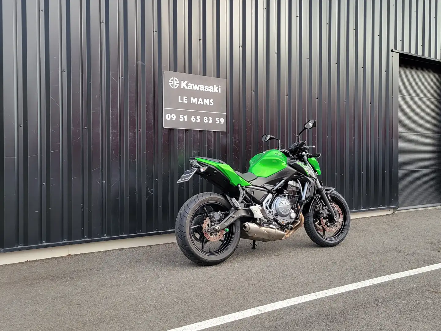 Kawasaki Z 650 Vert - 2