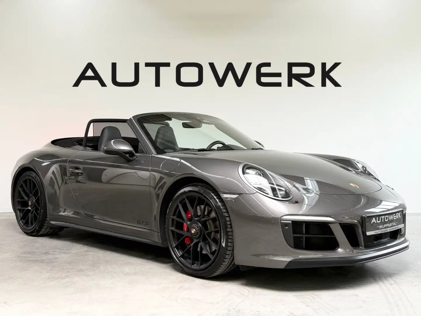 Porsche 911 Carrera 4 GTS Cabriolet*APPROVED 03/26*BOSE* Grau - 1