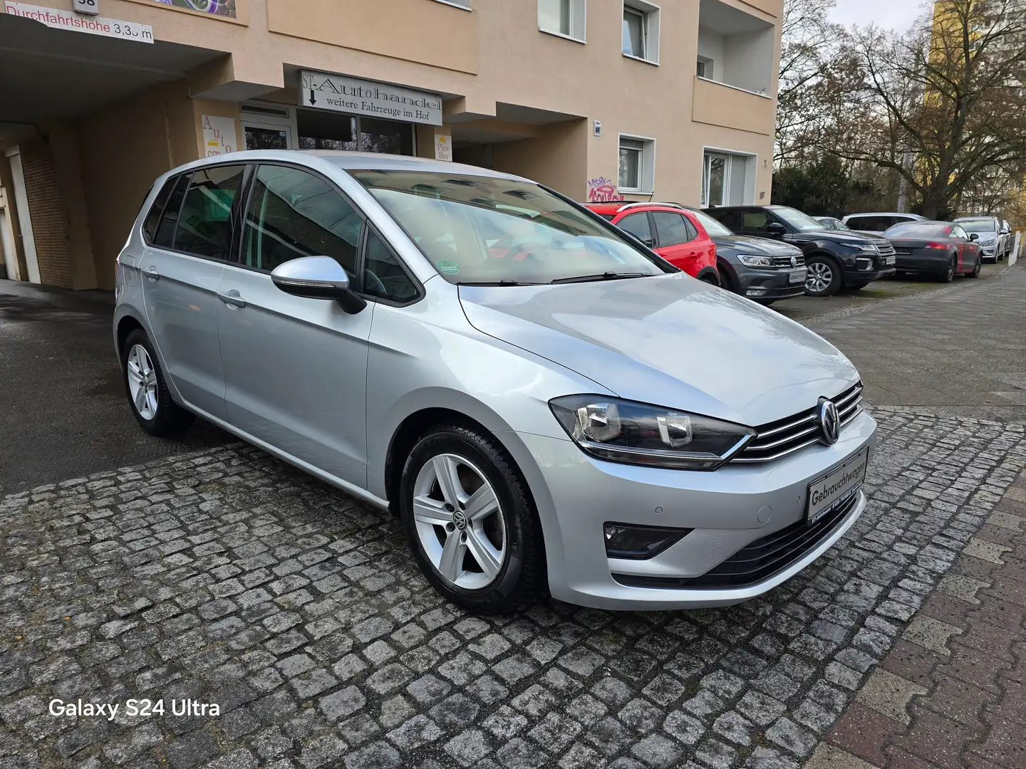 Volkswagen Golf Sportsvan Comfortline BMT/Start-Stopp/1.Hand/Scheckheft/Navi Šedá - 1
