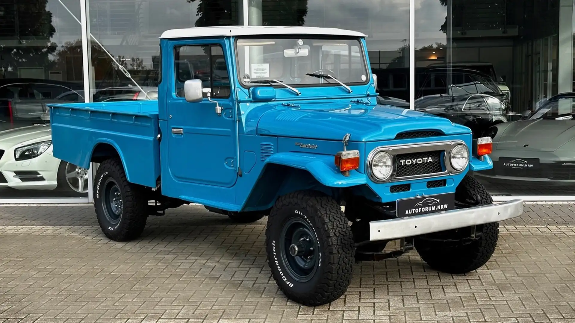 Toyota Land Cruiser HJ45 Pickup / restauriert / deutsches Fahrzeug Blue - 1