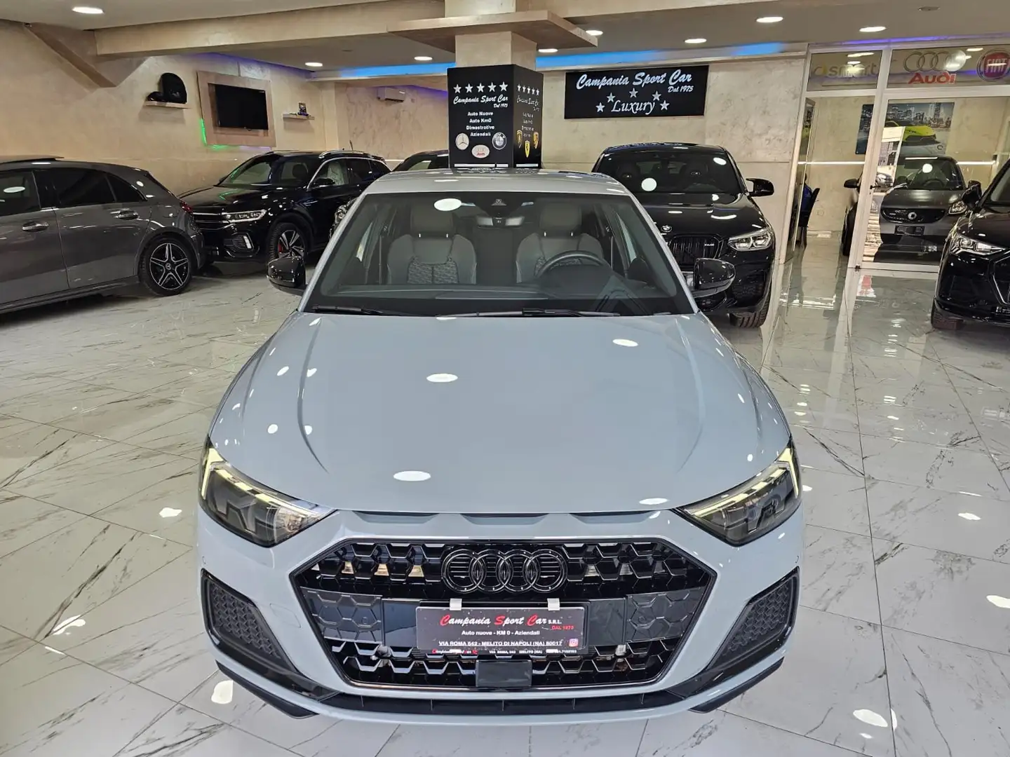 Audi A1 SPORTBACK S-LINE BLACK LINE 25 TFSI 95CV S-TRONIC Grigio - 2