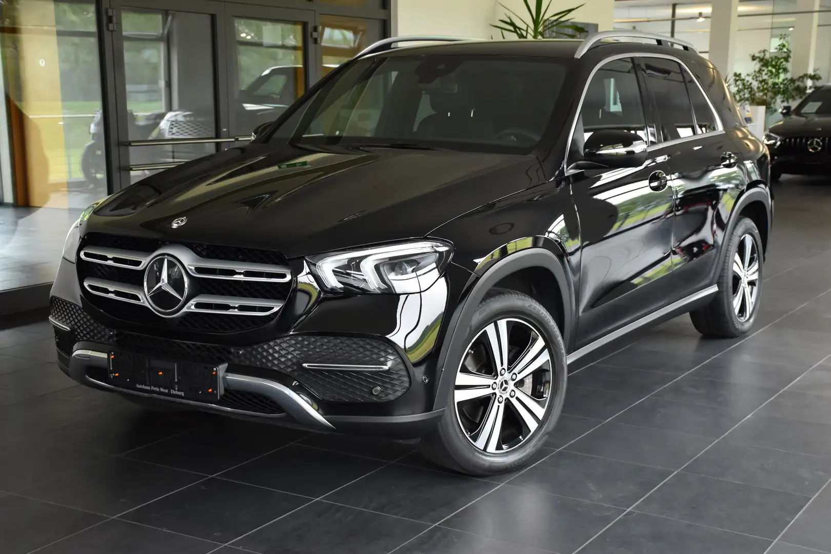 Mercedes-Benz GLE 300 d 4Matic 9G AMG LINE INT"7-SITZER"AHK"LED"KAMERA Schwarz - 1