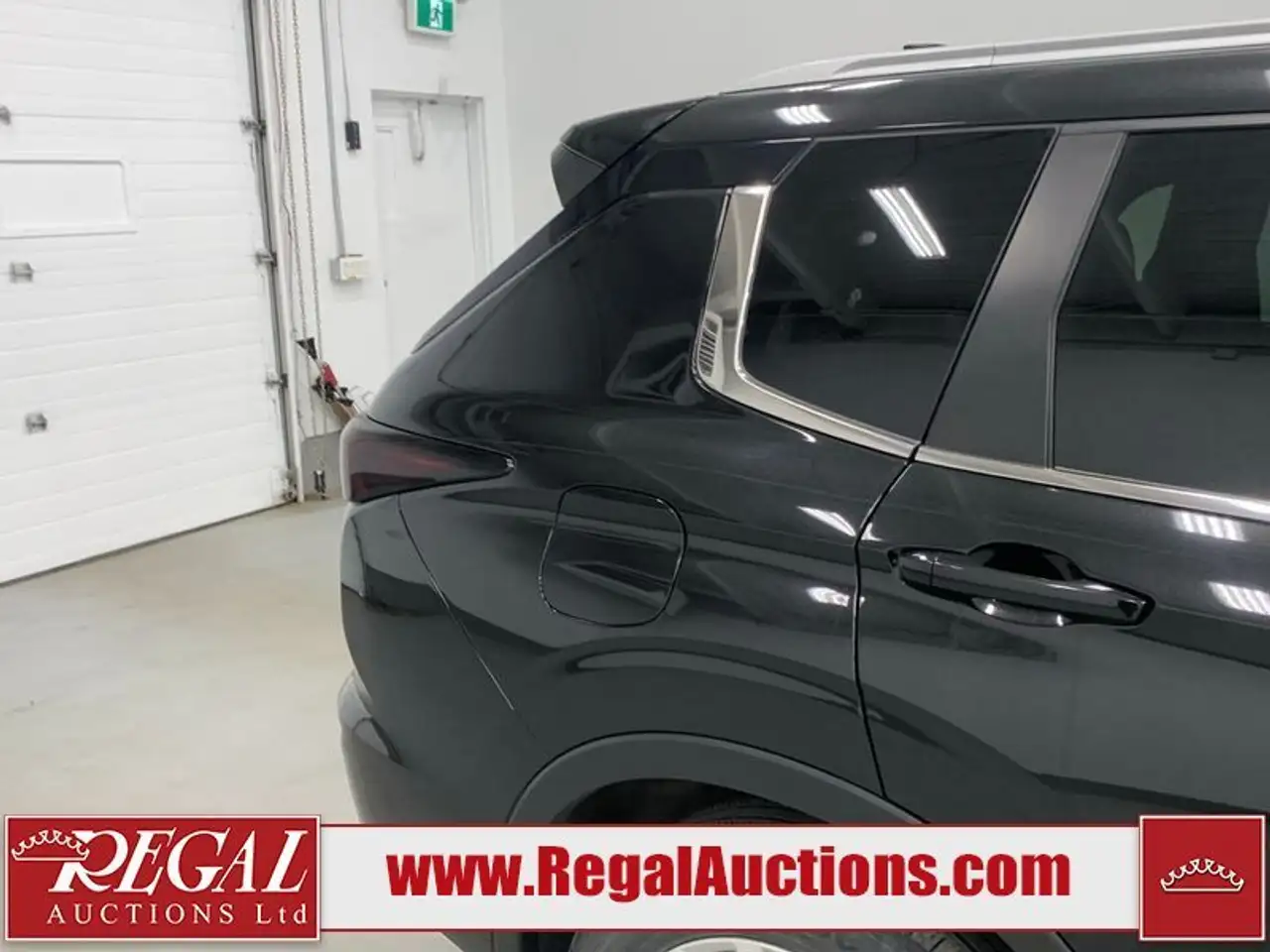 Mitsubishi Outlander снимка Mitsubishi Outlander