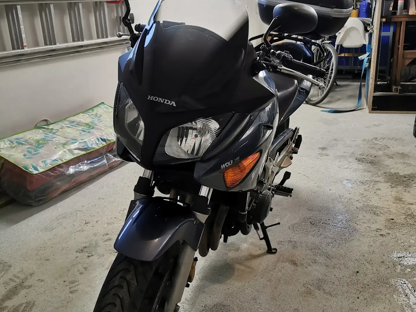 Honda CBF 600 Gri - 2
