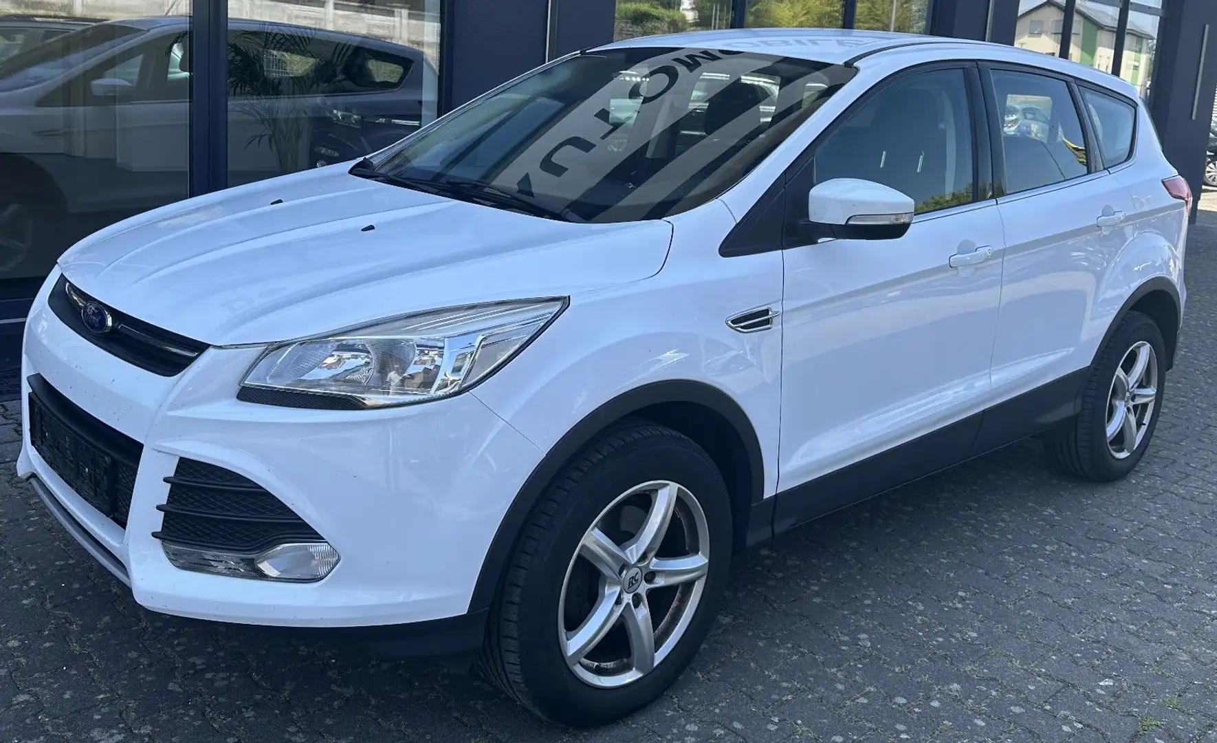 Ford Kuga Trend Blanco - 1