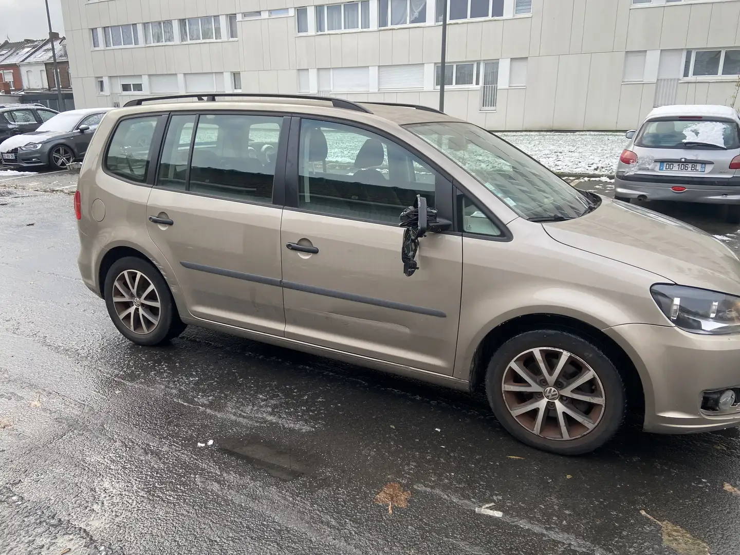 Volkswagen Touran 1.6 TDI 105 FAP Cup - 2