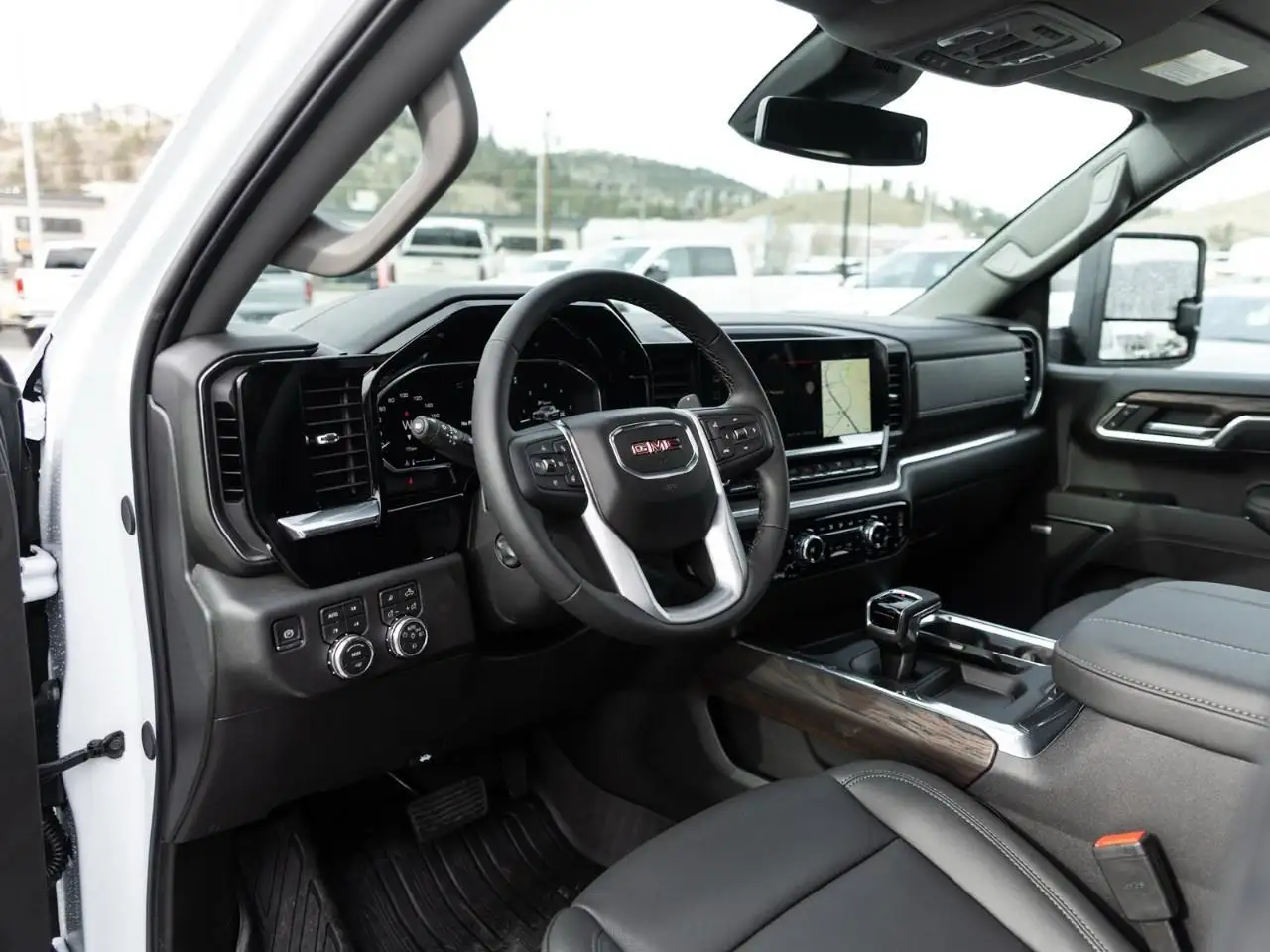 GMC Sierra 1500 снимка GMC Sierra 1500