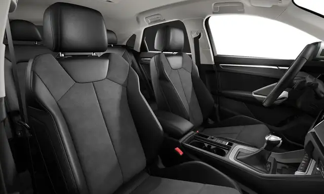 Audi Q3 view 9