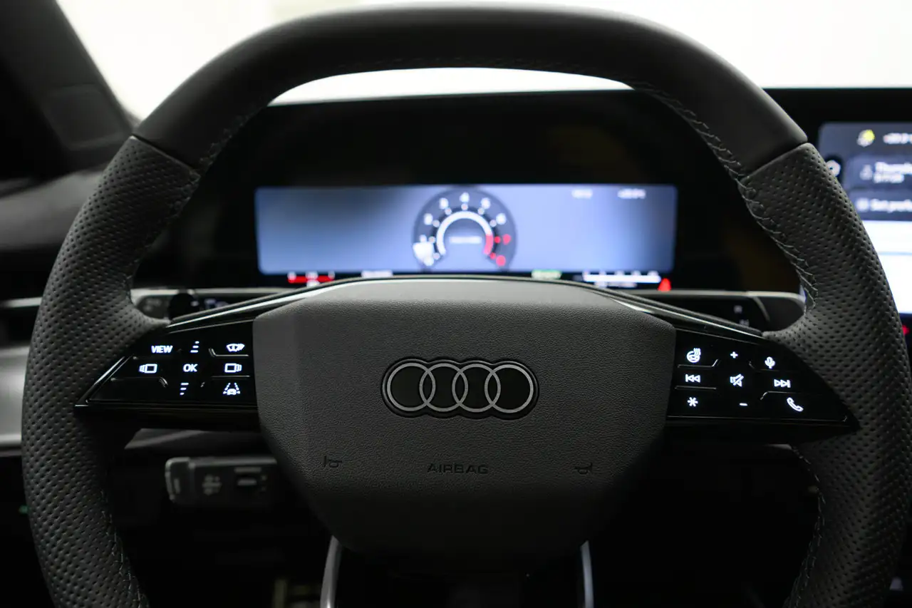 Audi Q3 fotografie Audi Q3