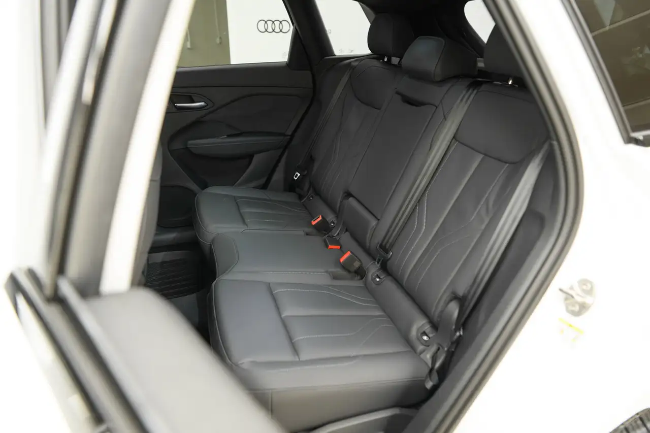 Audi Q3 fotografie Audi Q3