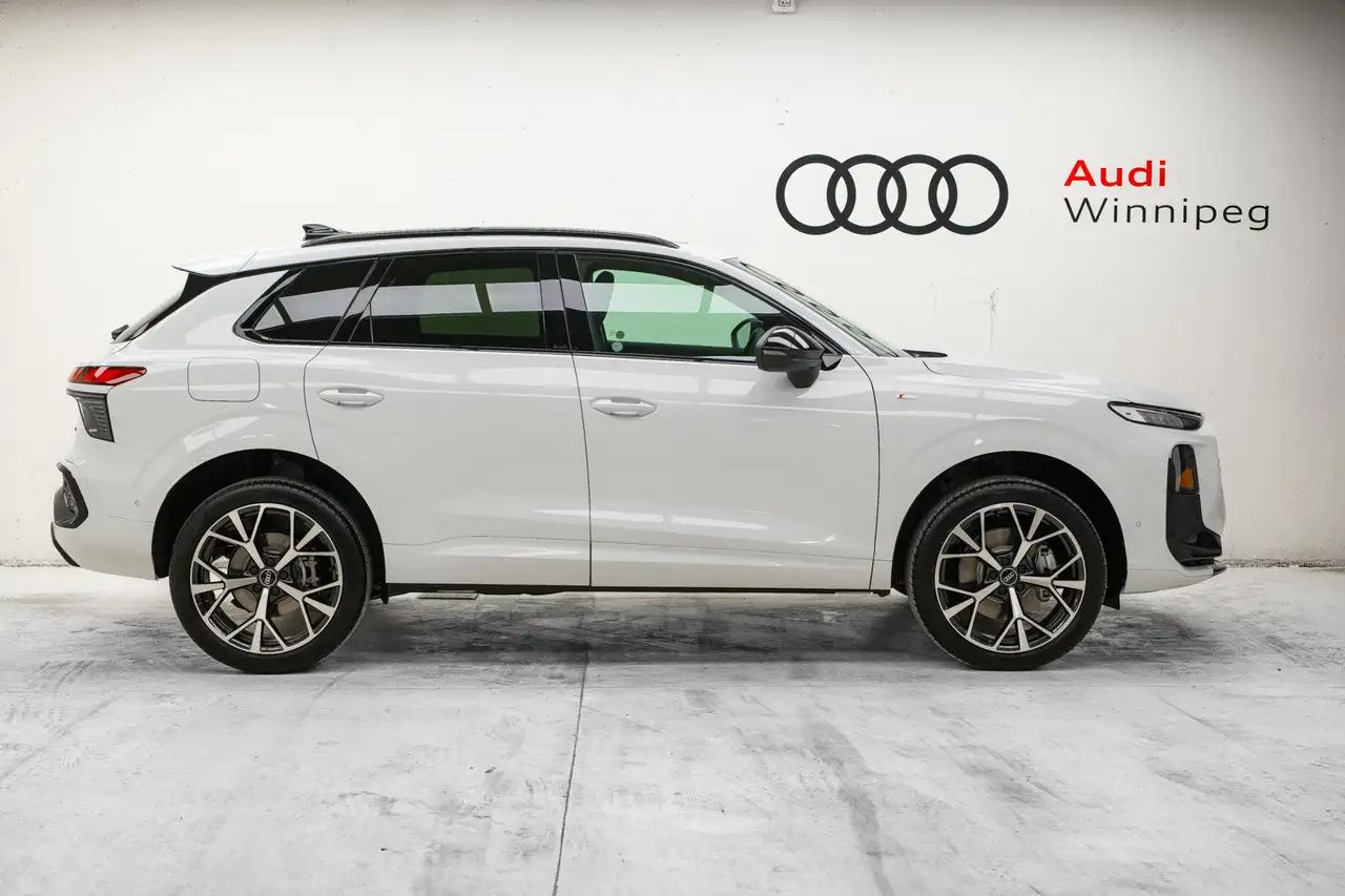 Audi Q3 fotografie Audi Q3