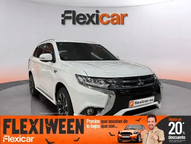 Mitsubishi Outlander PHEV Kaiteki 4WD