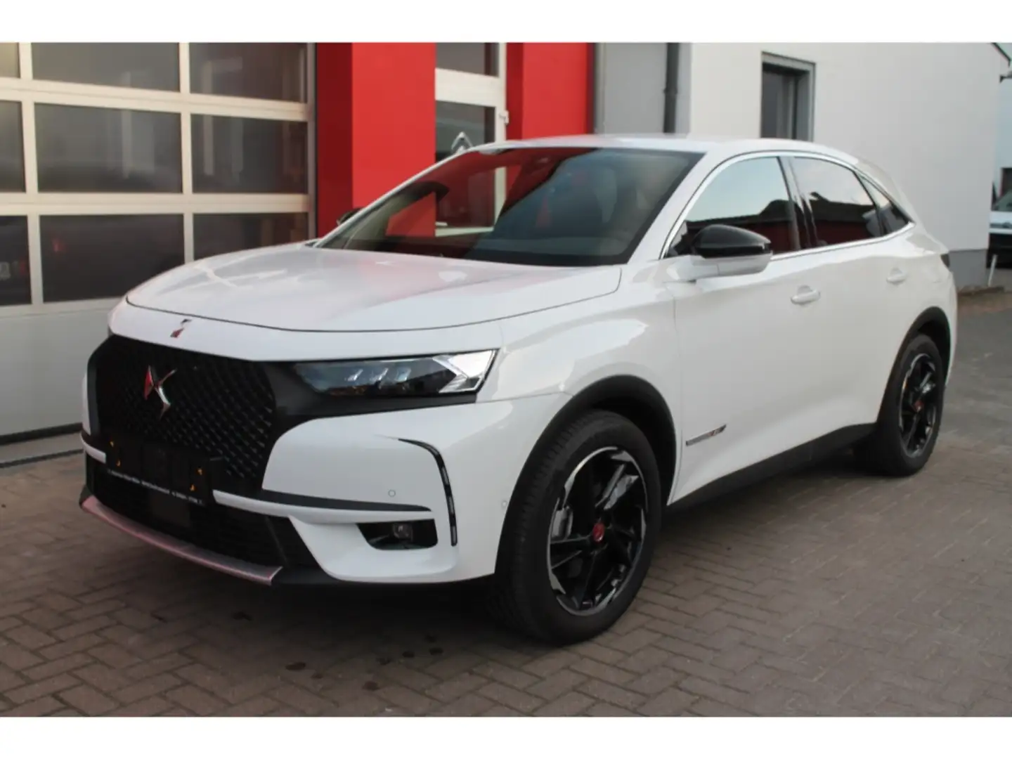 DS Automobiles DS 7 Hybrid4x4 300 PerfLine eSitz Kamera Navi eHk Blanc - 1