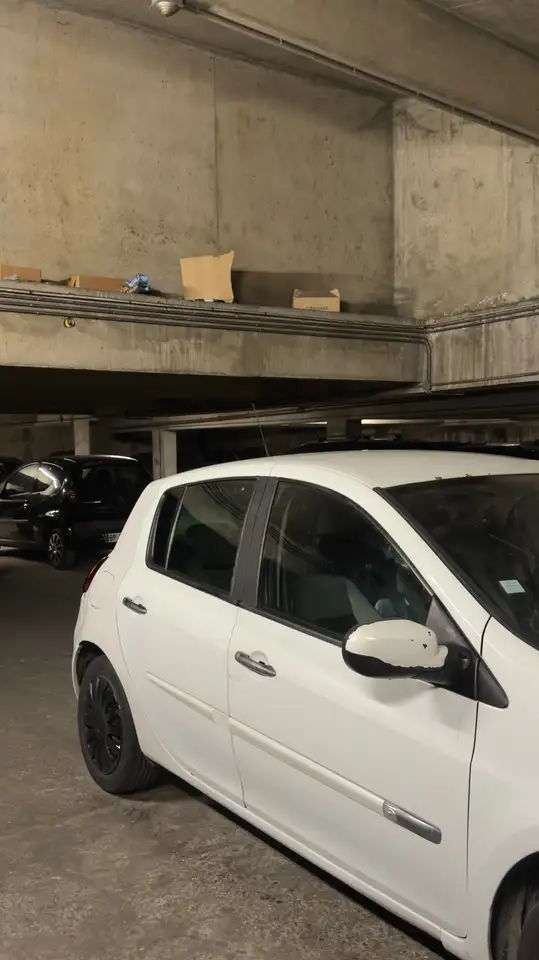 Renault Clio Citadine 5 portes — photo 2