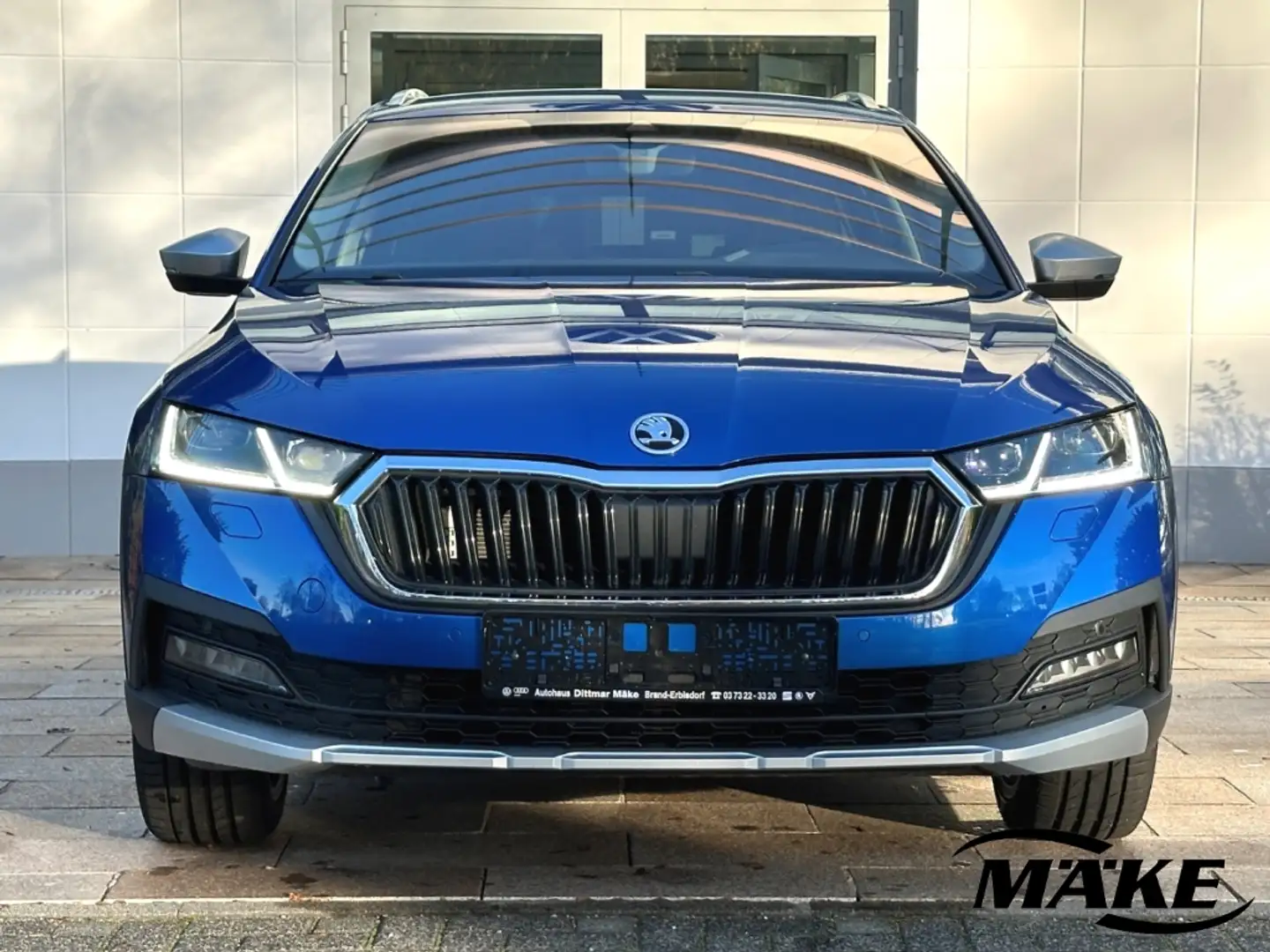 Skoda Octavia Combi Scout 2.0 TDI DSG 4x4 AHV LED STDHZG Azul - 2