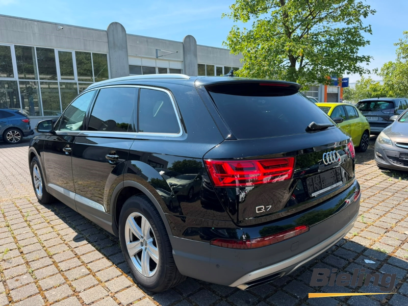 Audi Q7 3.0 TDI Quattro *GEWERBE* Luftfederung Navi Leder — photo 3