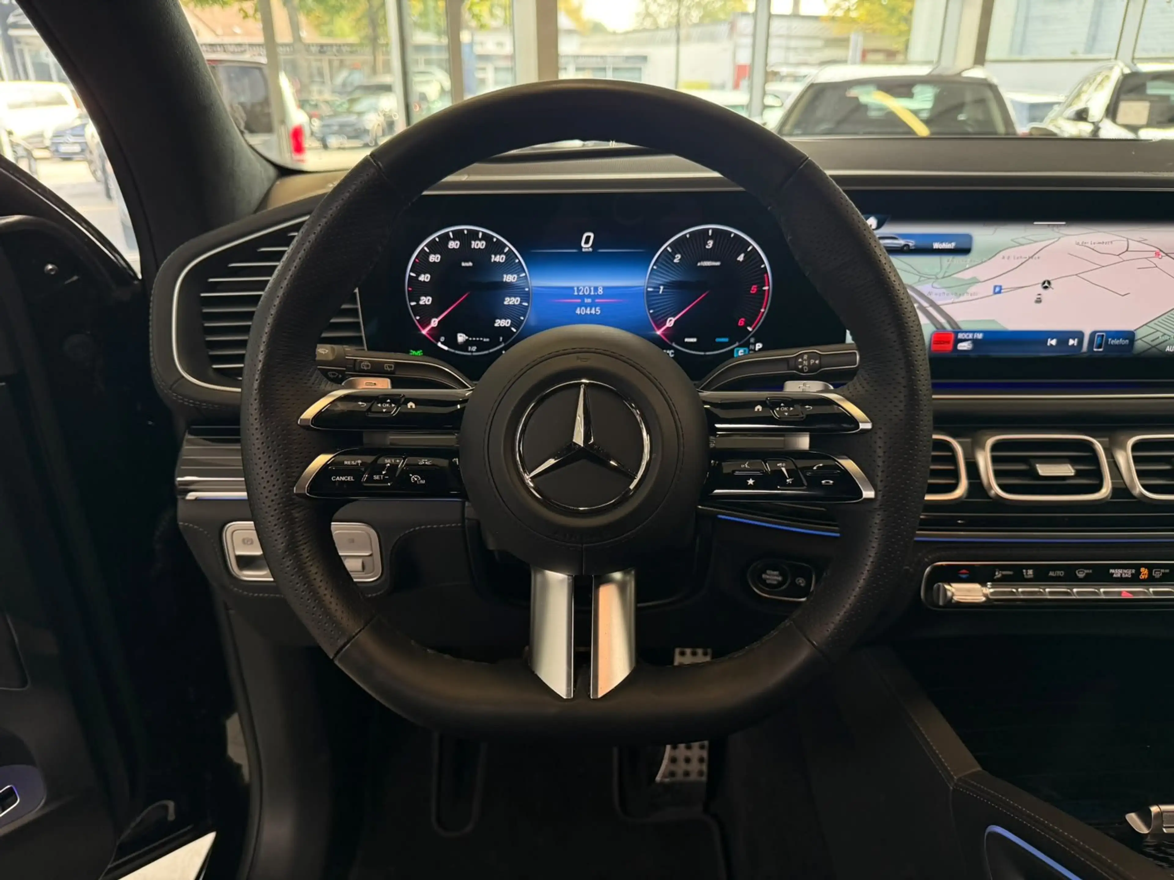 Mercedes-Benz GLS 450 d 4M AMG+PREMIUM+STDHZ+PANO+HUD+BURM+AHK — photo 11