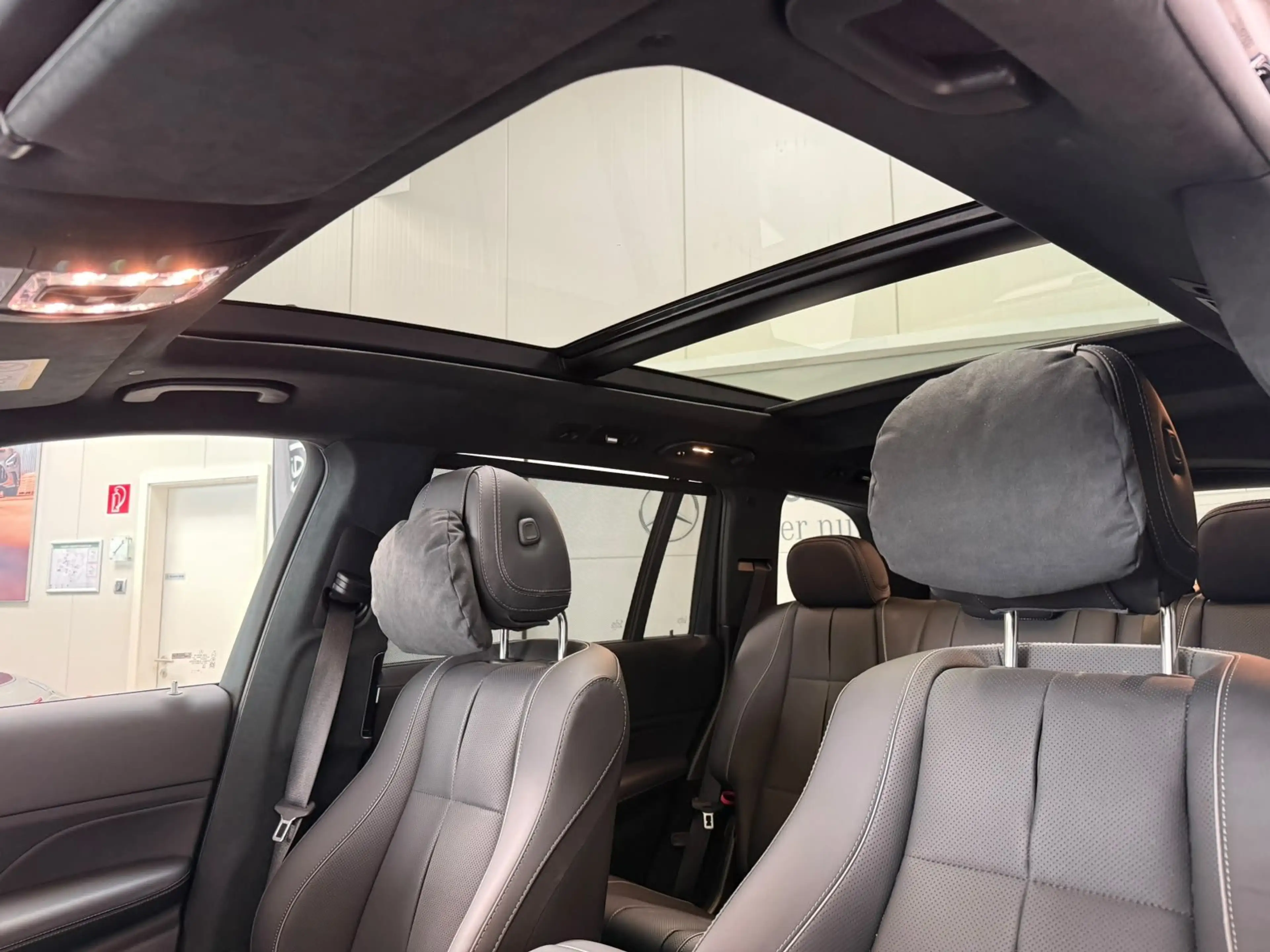 Mercedes-Benz GLS 450 d 4M AMG+PREMIUM+STDHZ+PANO+HUD+BURM+AHK — photo 15