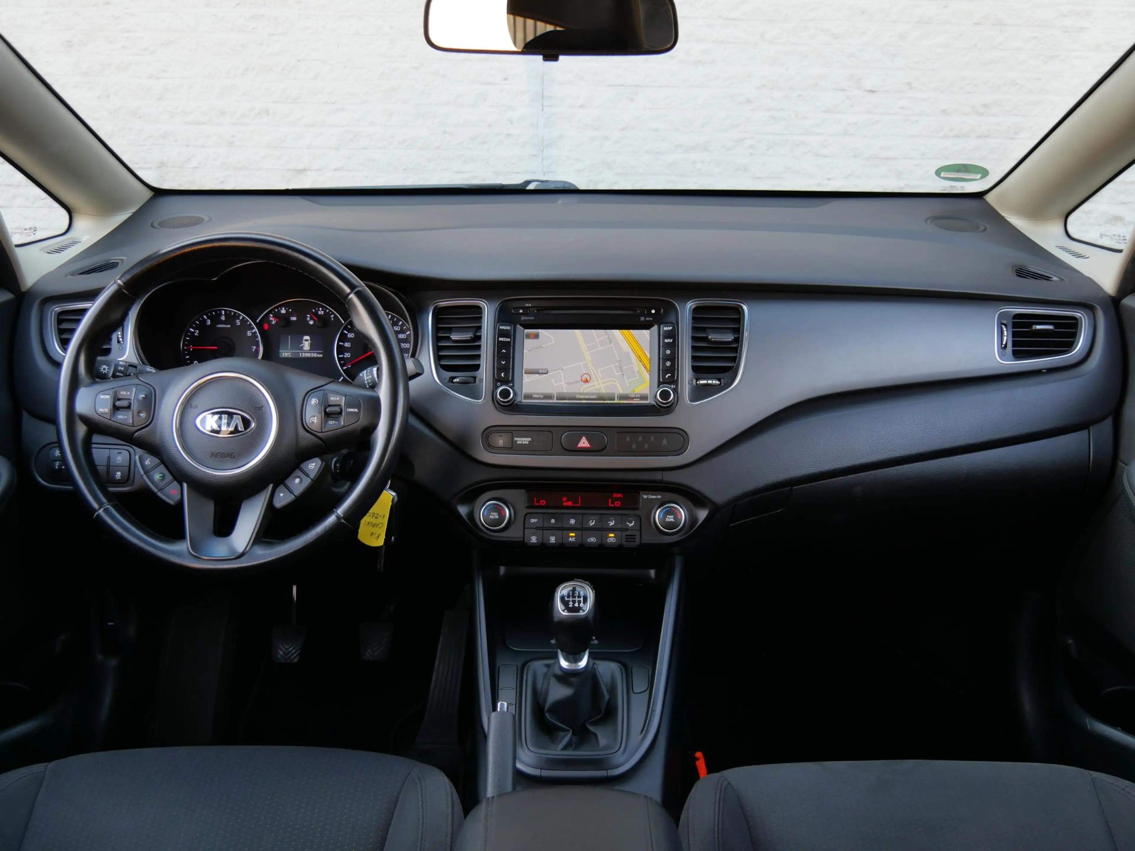 Kia Carens 1.6GDi PLUS PACK/ 7-PERSOONS/ TREKHAAK/ ALL-SEASON — photo 4