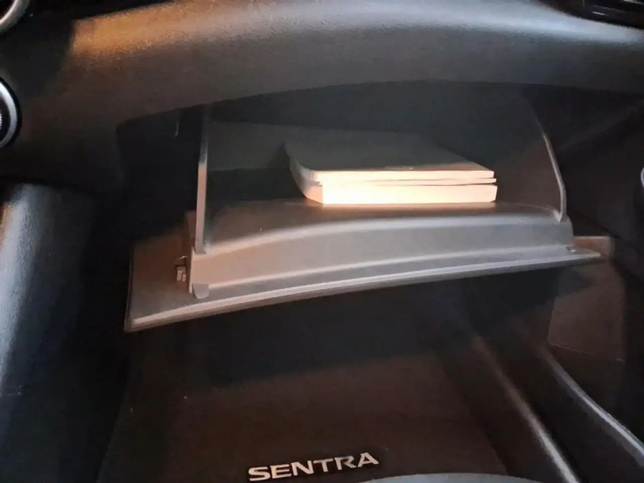Nissan Sentra снимка Nissan Sentra