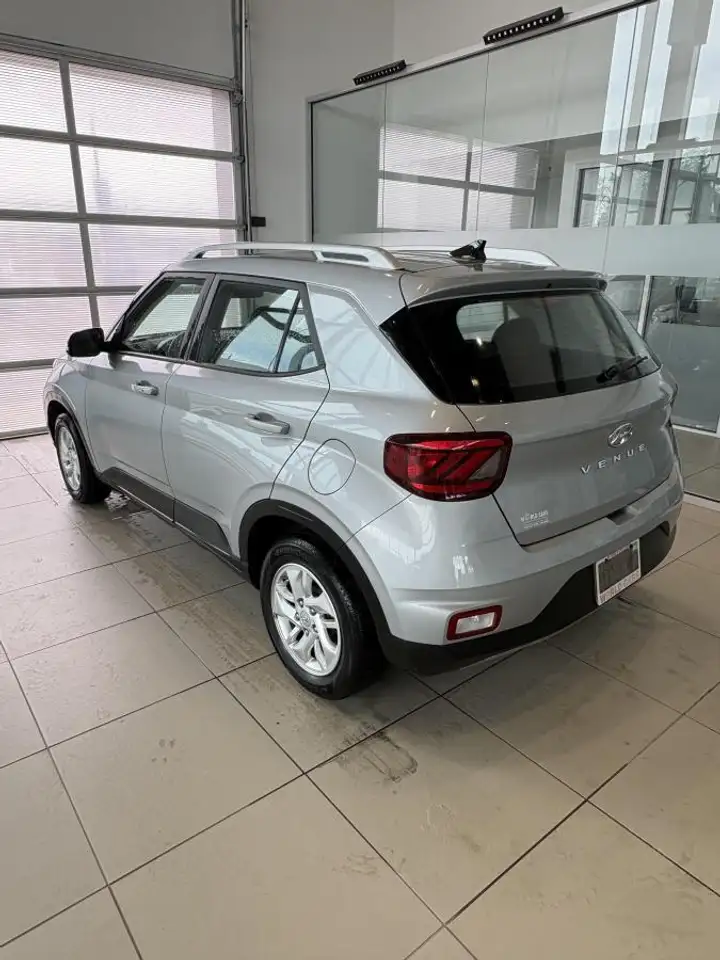 Hyundai Venue снимка Hyundai Venue