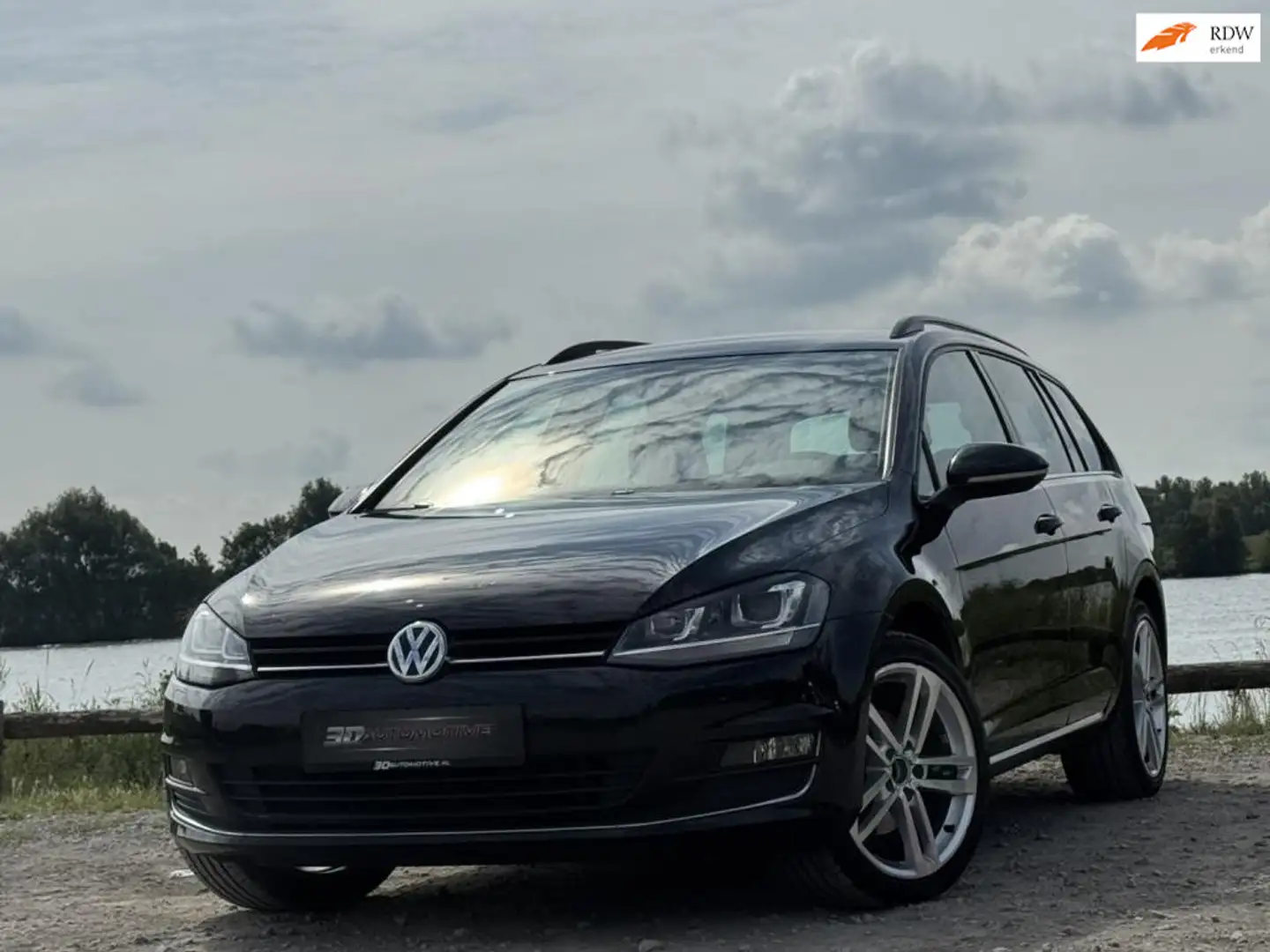 Volkswagen Golf Variant 1.4 TSI Highline, DSG AUTOMAAT, STOELVERW, NAV, BI Zwart - 1