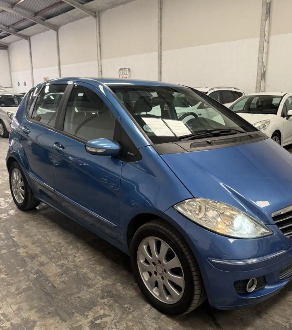 Mercedes-Benz A 180 180CDI Aut. Blau - 2