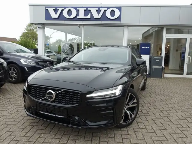 Volvo V60 B4 Plus Dark Pano/HUD/360°Cam/Alarmanlage/