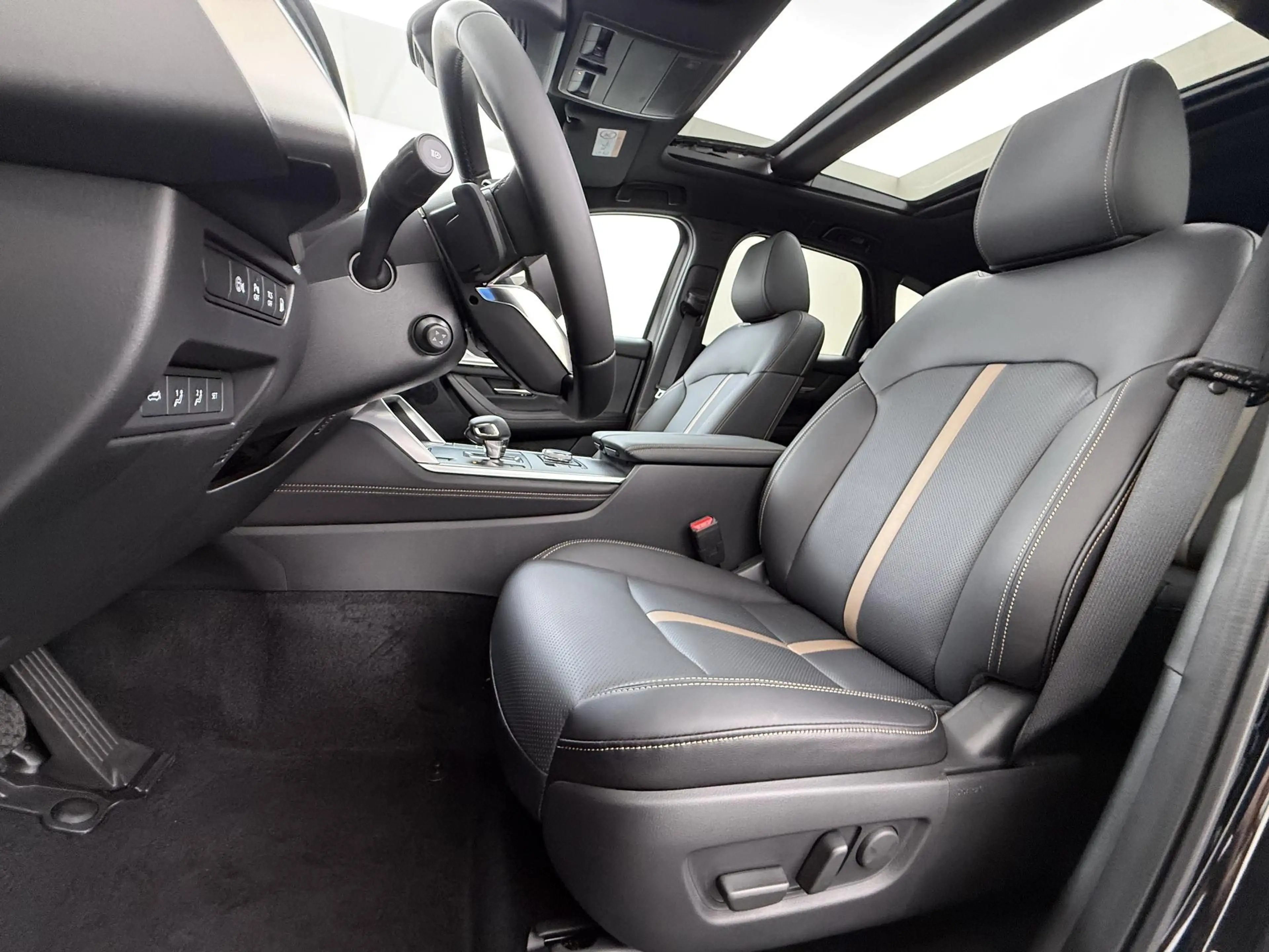 Mazda CX-60 2.5 e-SkyActiv PHEV Homura Pano |  360 Camera |  S — photo 13