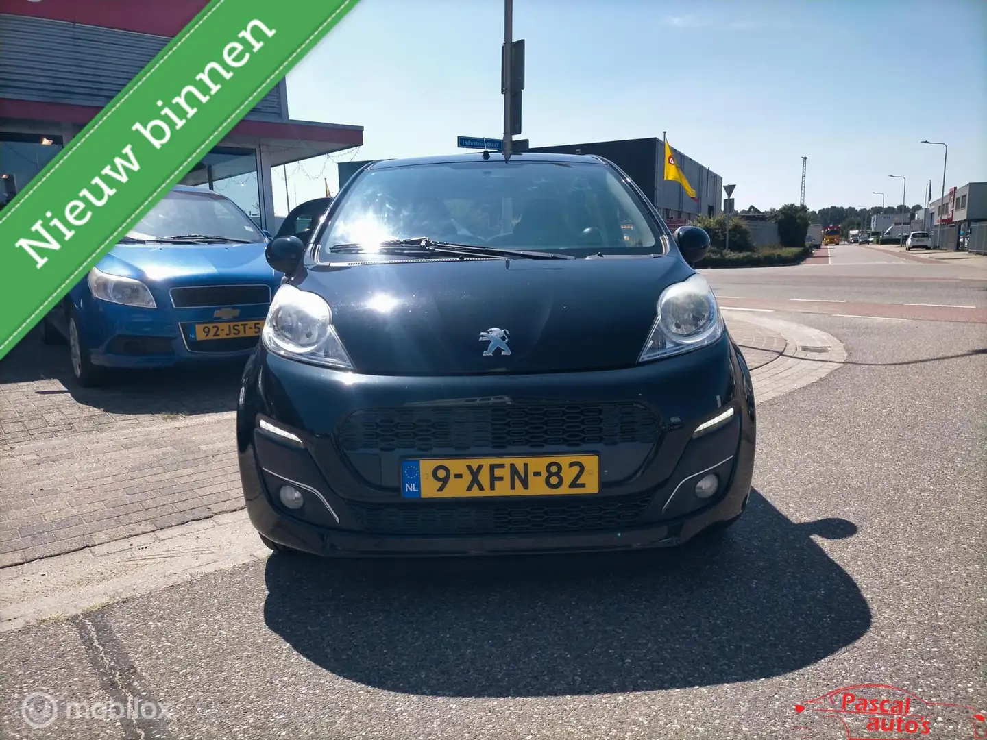 Peugeot 107 1.0 Envy airco nap apk Noir - 2