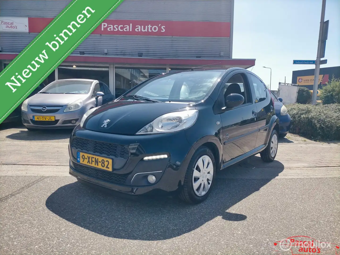 Peugeot 107 1.0 Envy airco nap apk Noir - 1