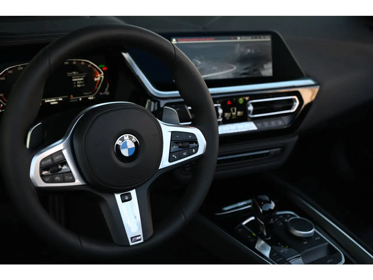 BMW Z4 2026 — фото 11