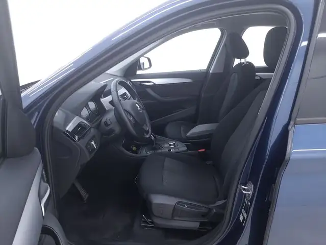 BMW X1 view 10