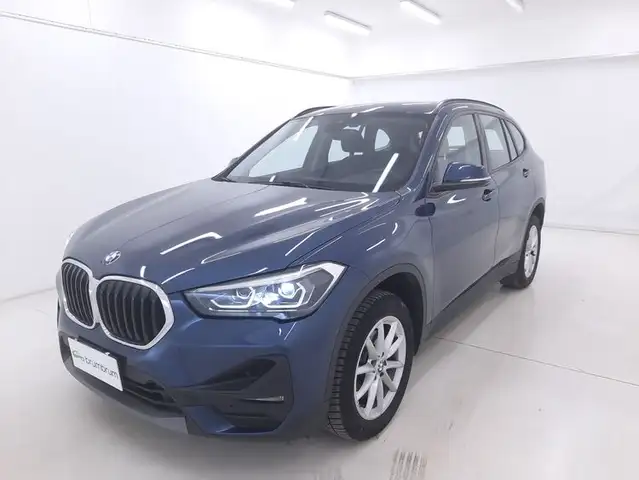 BMW X1 view 9