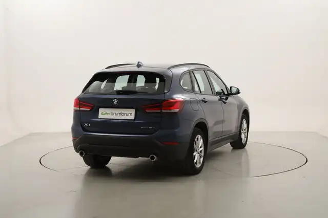 BMW X1 view 5