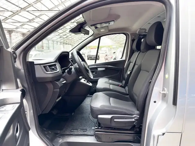 Nissan Primastar view 8