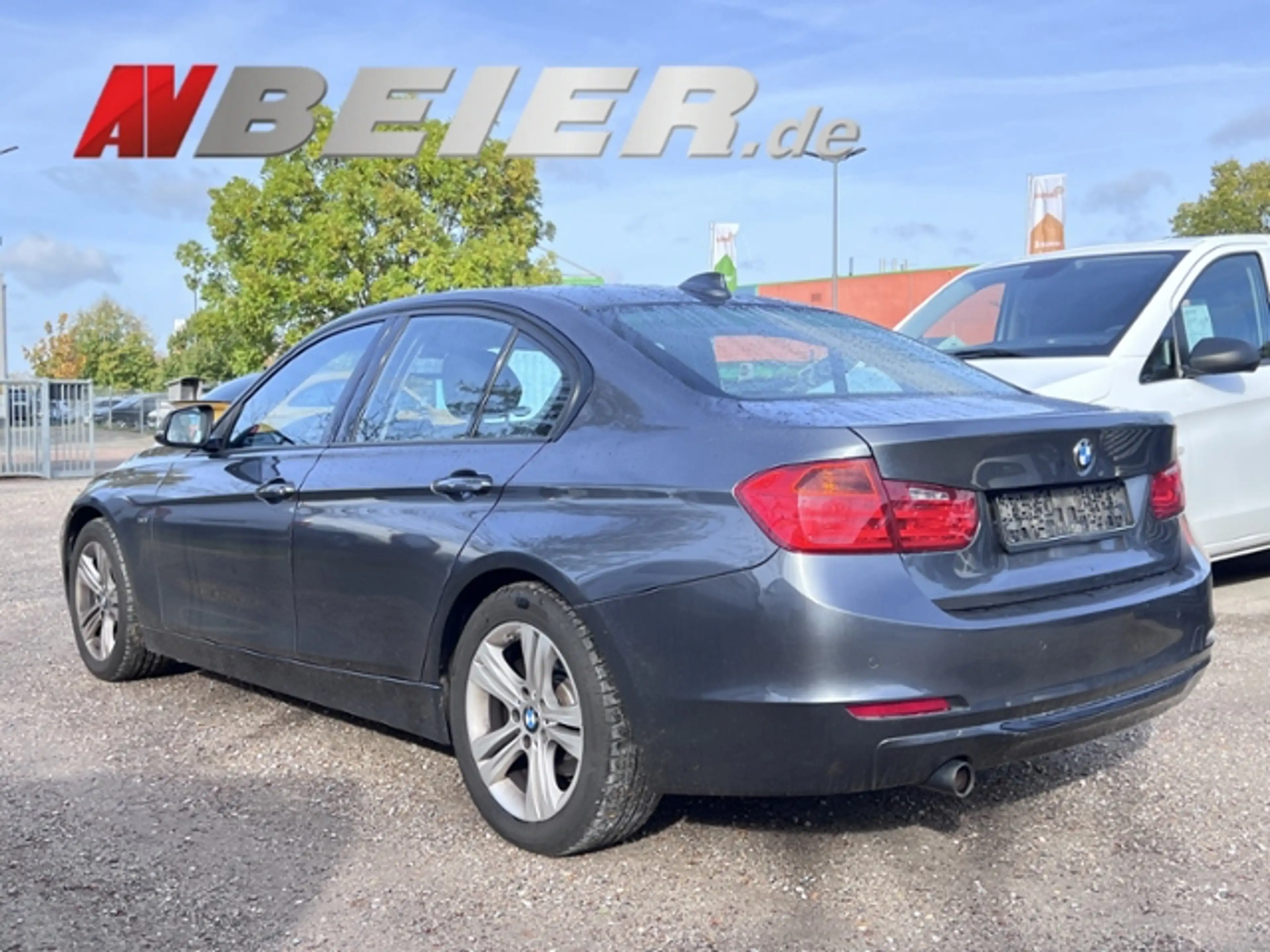 BMW 318 d Sport Line Xenon 2xPDC Sportsitz Navi Tempomat — photo 2
