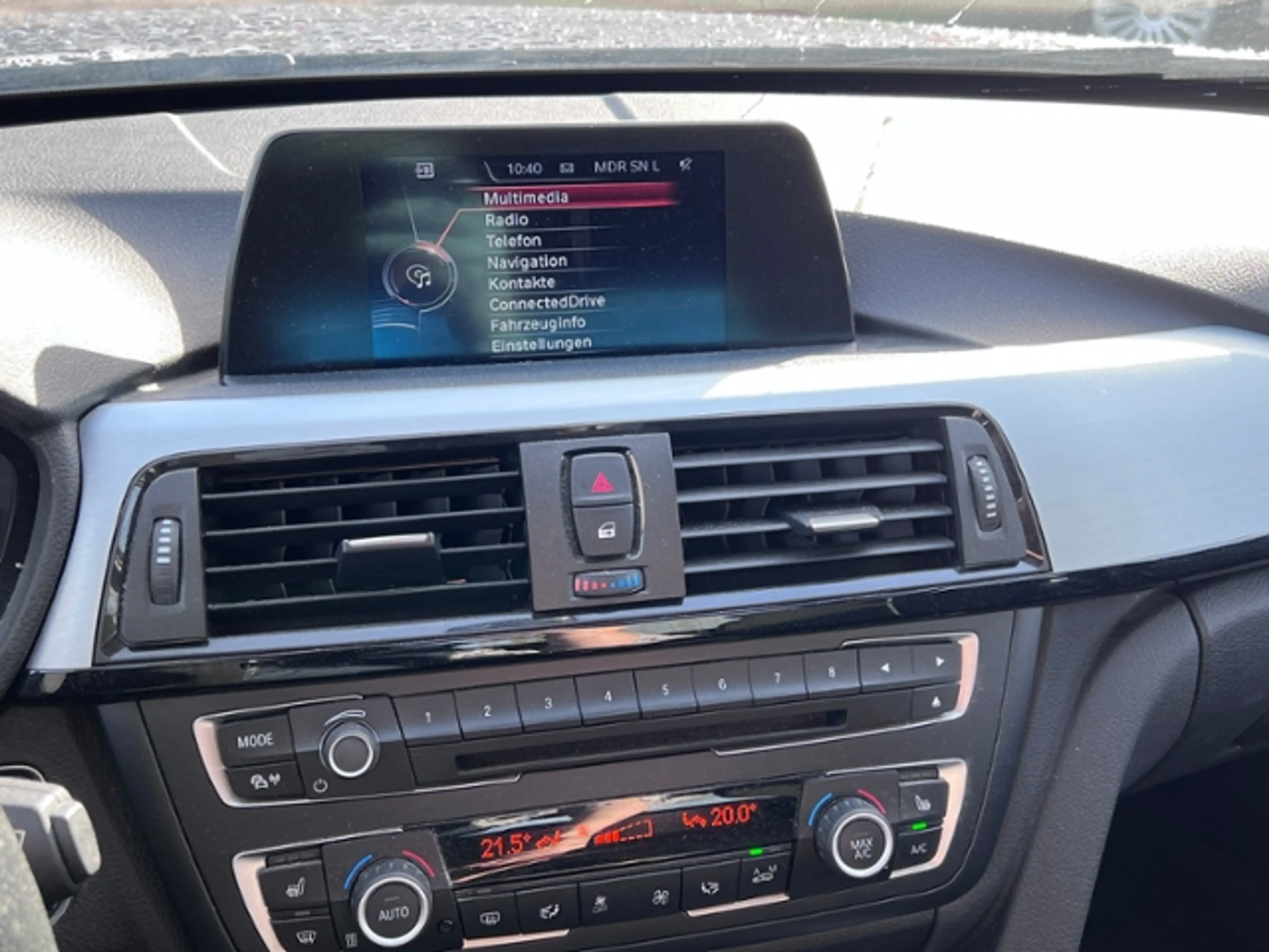 BMW 318 d Sport Line Xenon 2xPDC Sportsitz Navi Tempomat — photo 8
