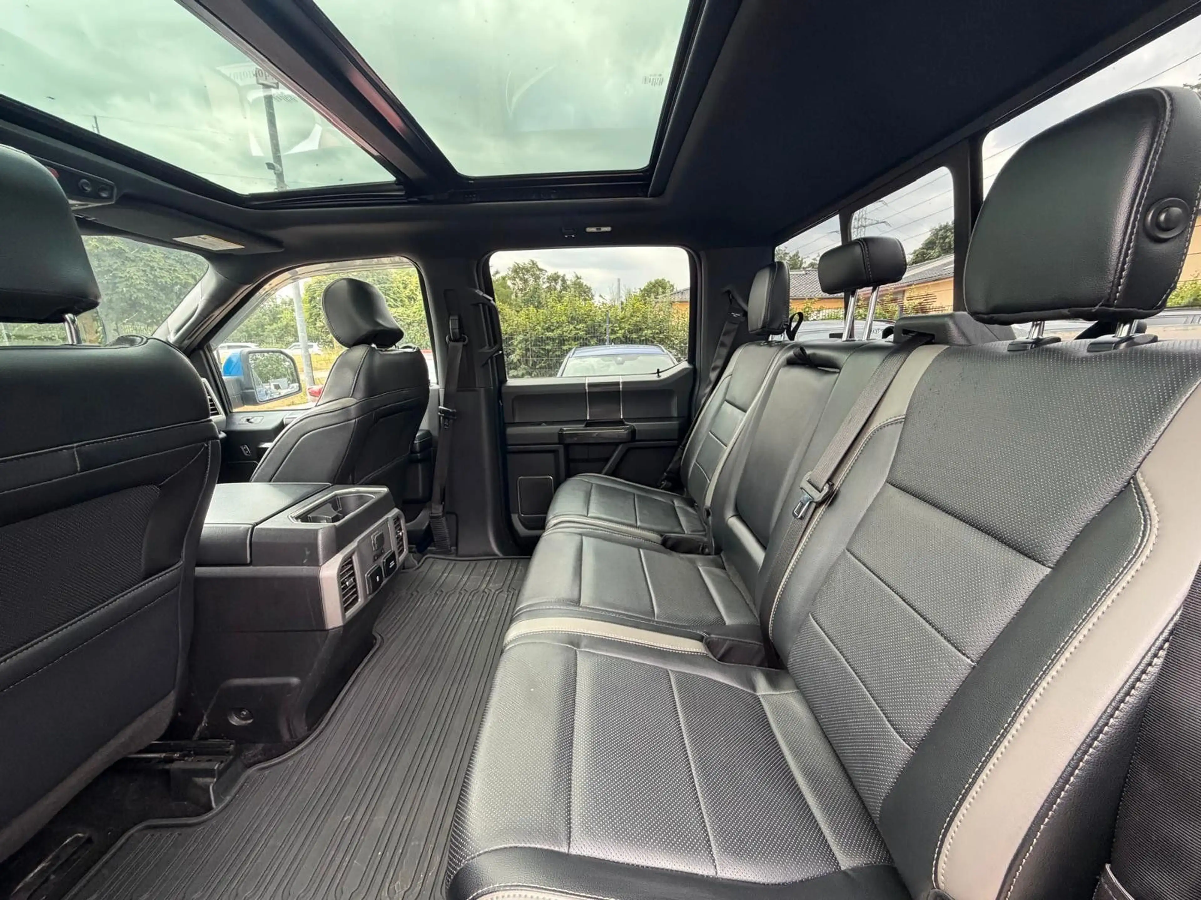Ford Ranger Raptor F150 SRT LPG  PANO*AHK*360Kam — photo 12