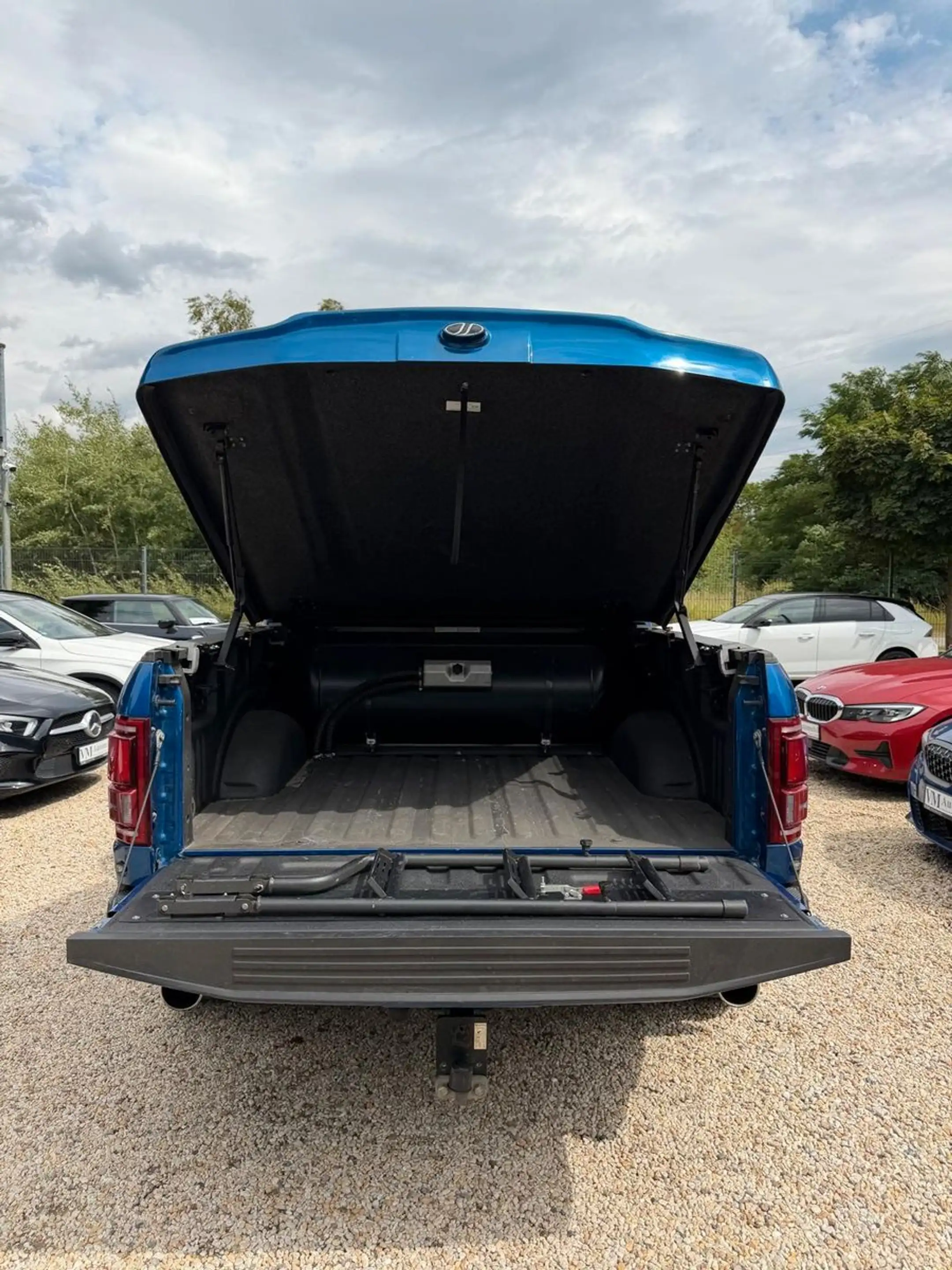 Ford Ranger Raptor F150 SRT LPG  PANO*AHK*360Kam — photo 14