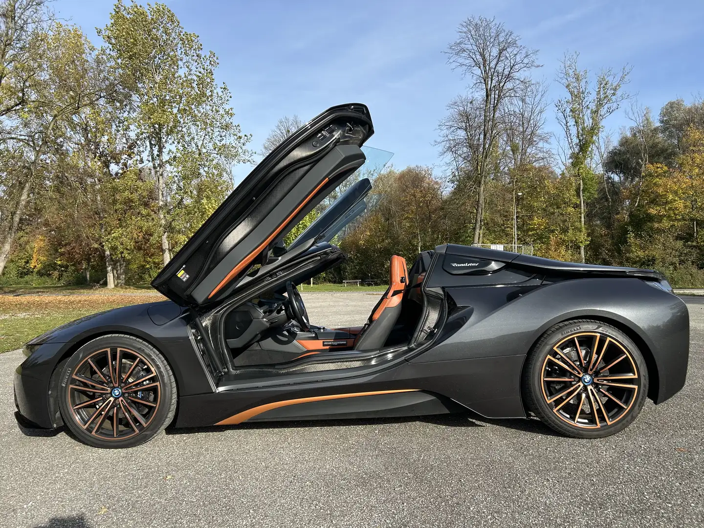 BMW i8 Roadster 1 of 200 Sophisto Edition - 1