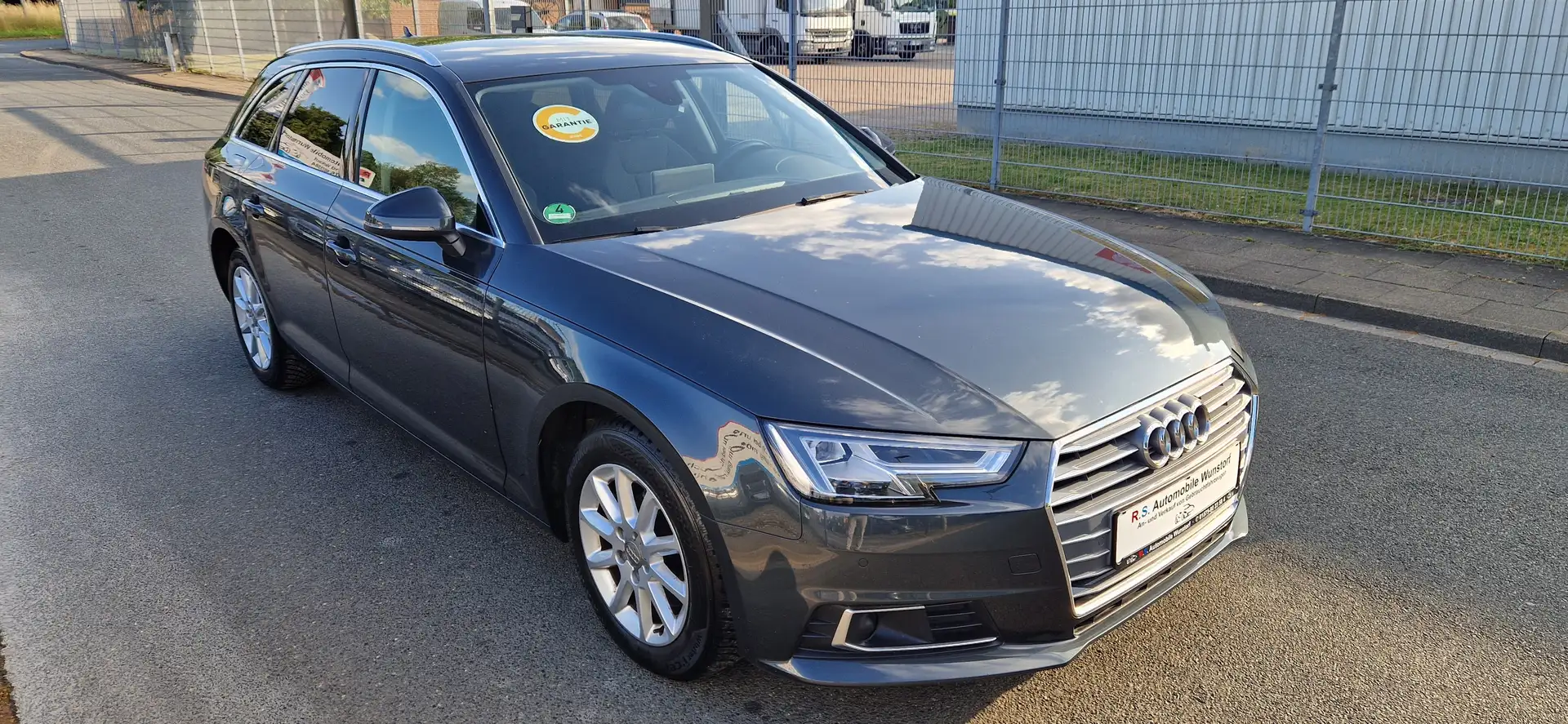 Audi A4 sport Gris - 1