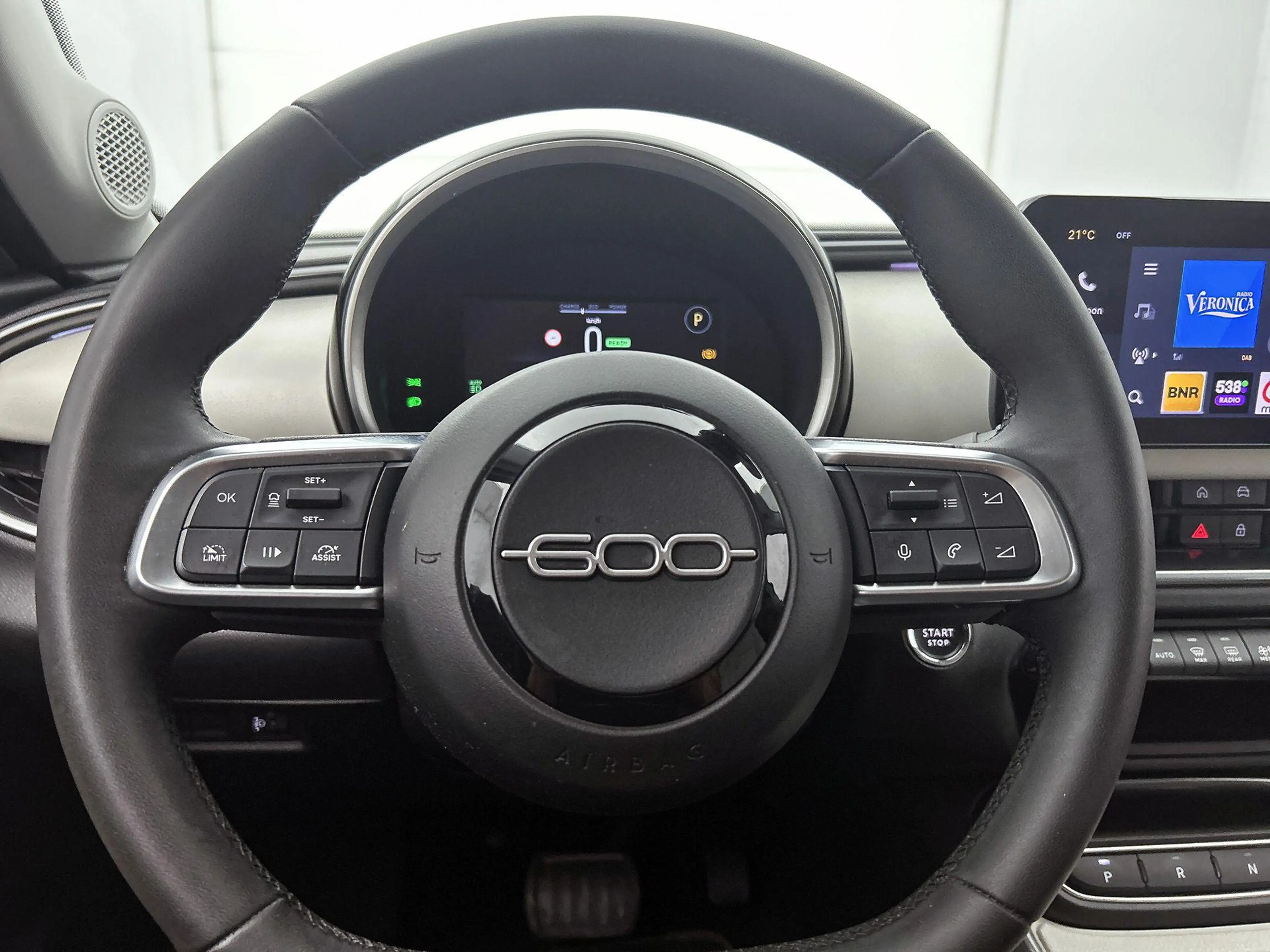 Fiat 600e 156pk La Prima 54 kWh Automaat | 3 Fase | Elektris — photo 13