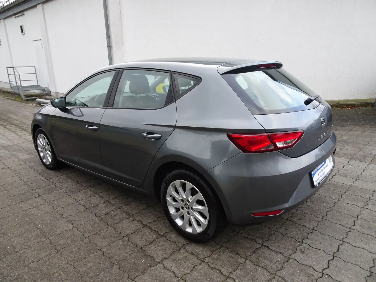 SEAT Leon 1.4 TSI 103kW Start&Stop Style Grijs - 2