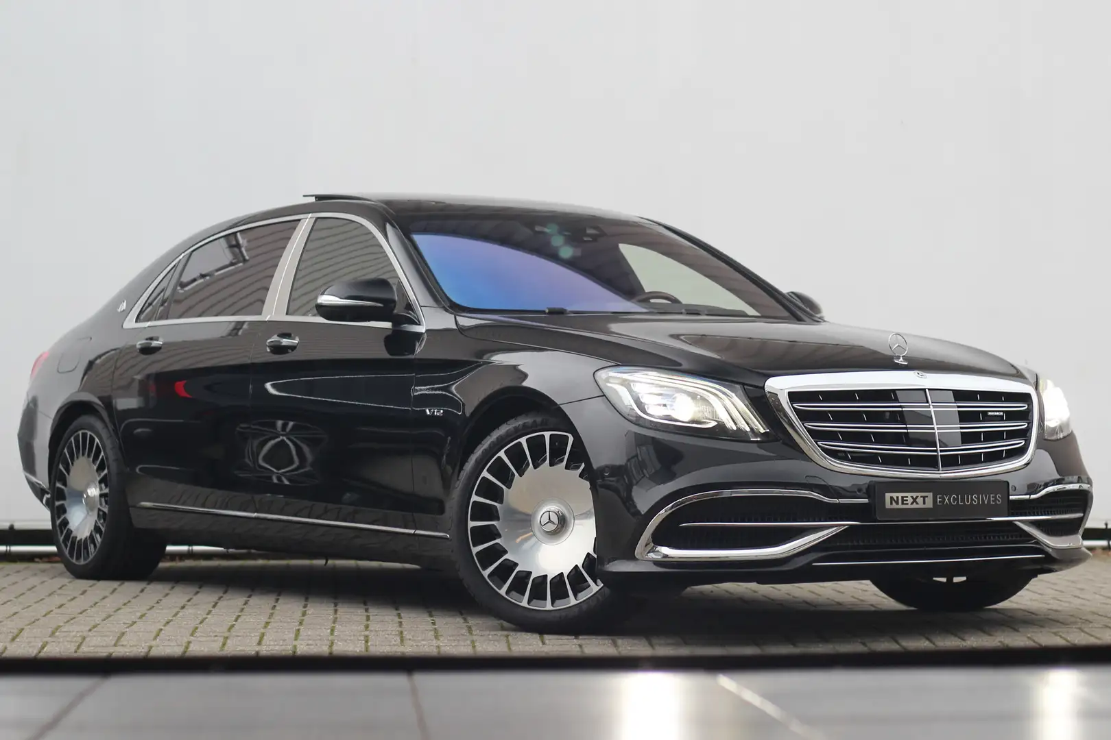 Mercedes-Benz Maybach S-Klasse 650 | Chauffeur | Entertainment | Pano Noir - 2